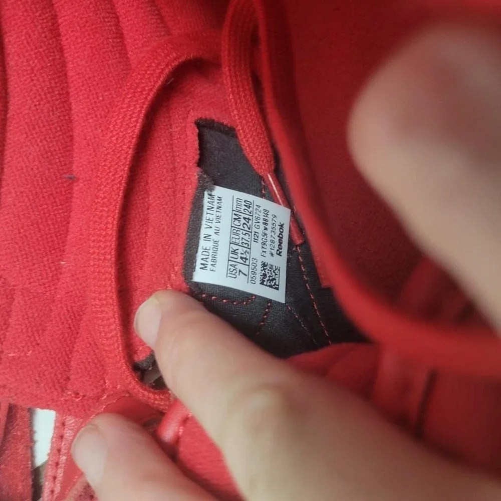 Vintage Red Reebok high-top trainers - Picture 8 of 8